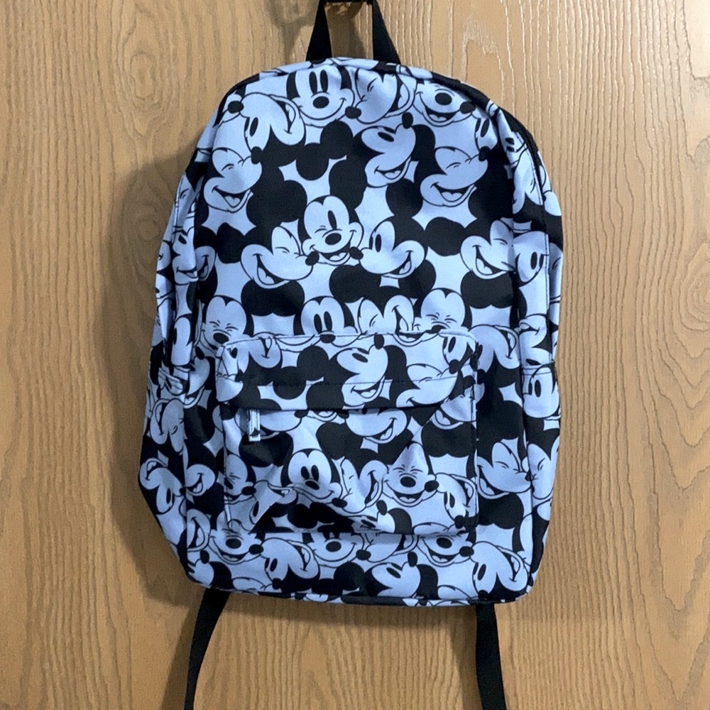 Mickey Novelty Print Disney Parks bag. NWT
